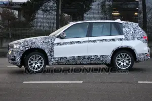 BMW X5 2013 - Foto spia 20-12-2012 - 3