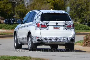 BMW X5 2014 - Foto spia 26-03-2013