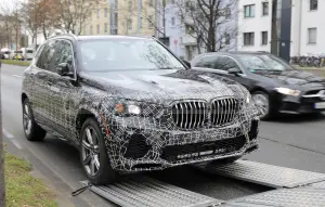 BMW X5 2021 - Foto spia 24-11-2020