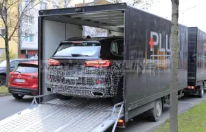 BMW X5 2021 - Foto spia 24-11-2020