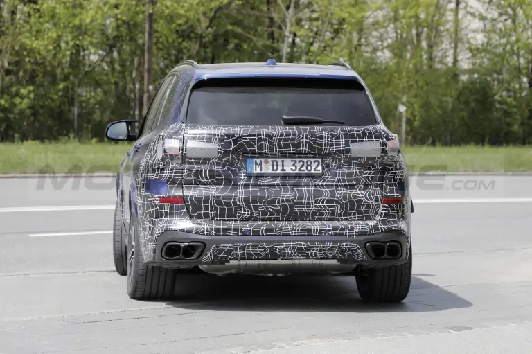 BMW X5 2023 - Foto Spia 04-05-2022 - 11