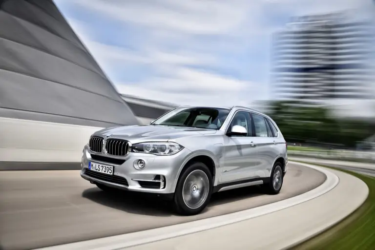 BMW X5 con sistema eDrive - 2