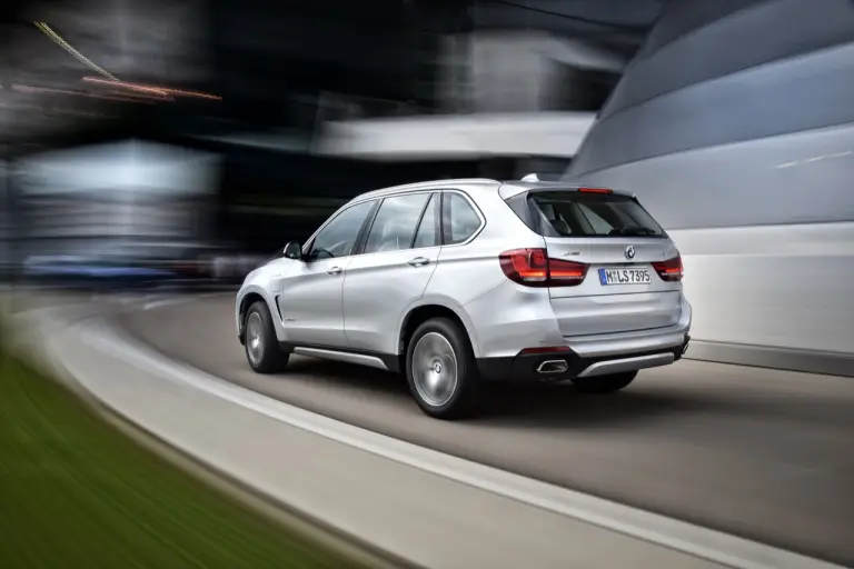 BMW X5 con sistema eDrive - 5