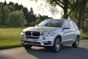 BMW X5 con sistema eDrive - 16