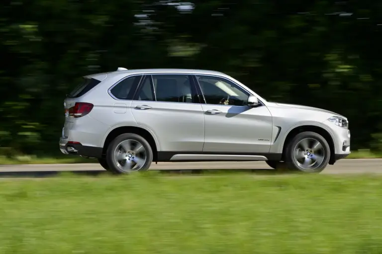 BMW X5 con sistema eDrive - 48