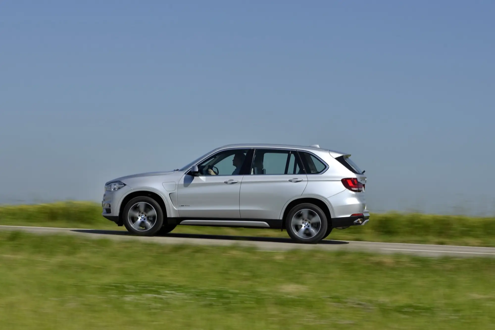 BMW X5 con sistema eDrive - 50