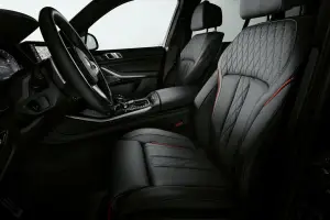 BMW X5 e X6 Black Vermilion - X7 Frozen Black Metallic