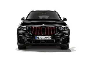 BMW X5 e X6 Black Vermilion - X7 Frozen Black Metallic
