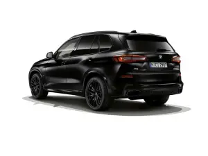BMW X5 e X6 Black Vermilion - X7 Frozen Black Metallic