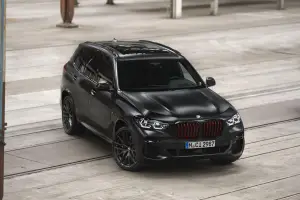 BMW X5 e X6 Black Vermilion - X7 Frozen Black Metallic