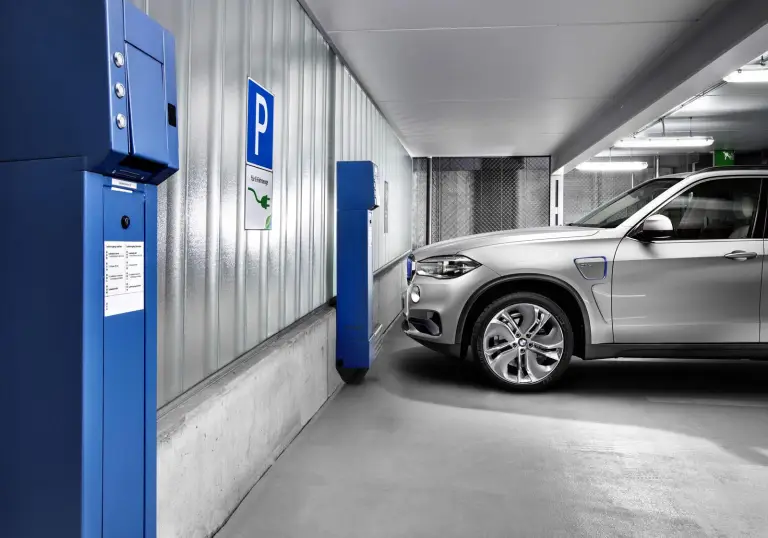BMW X5 eDrive Concept - 18