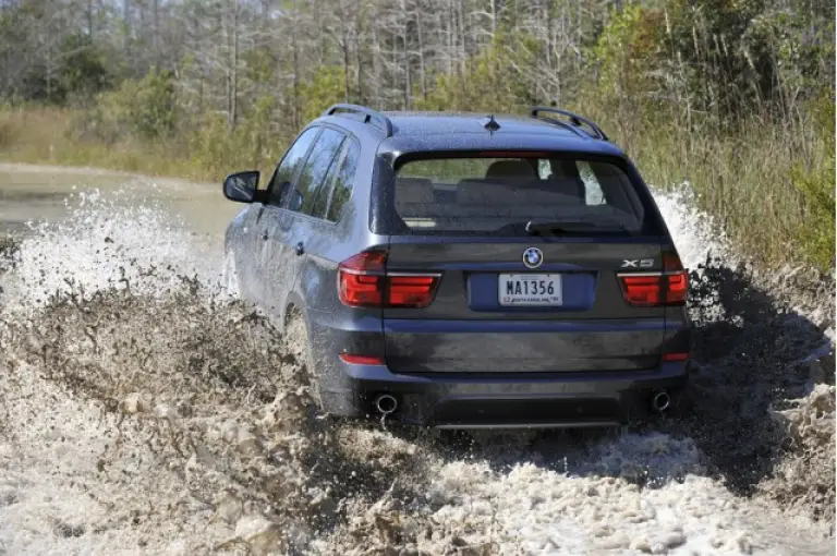 BMW X5 Facelift 2011 - 4