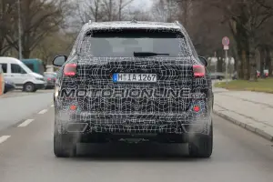 BMW X5 foto spia 1 dicembre 2017