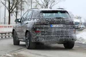 BMW X5 foto spia 3 Aprile 2018 - 9