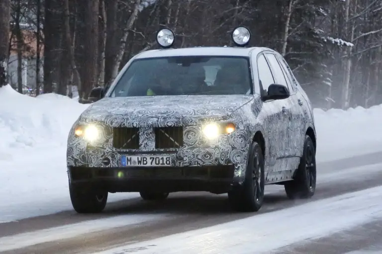 BMW X5 - foto spia (gennaio 2016) - 2