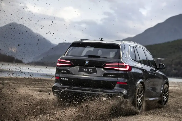 BMW X5 Li - Foto - 7