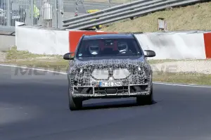 BMW X5 M 2023 - Foto Spia 12-04-2022 - 9