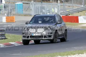 BMW X5 M 2023 - Foto Spia 12-04-2022 - 15