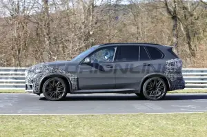 BMW X5 M 2023 - Foto Spia 12-04-2022 - 19