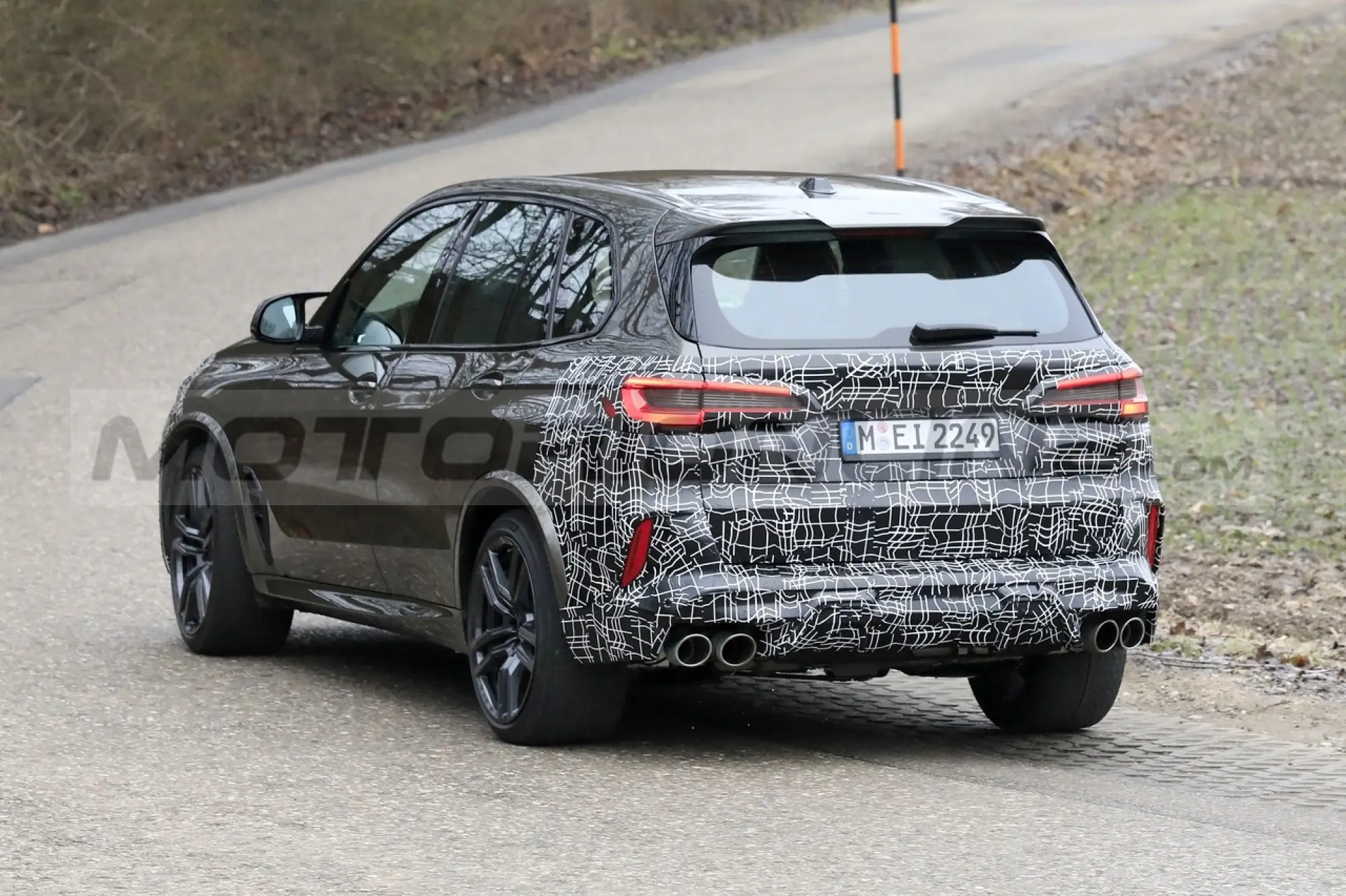 BMW X5 M 2023 - Foto Spia 20-01-2022 - 11