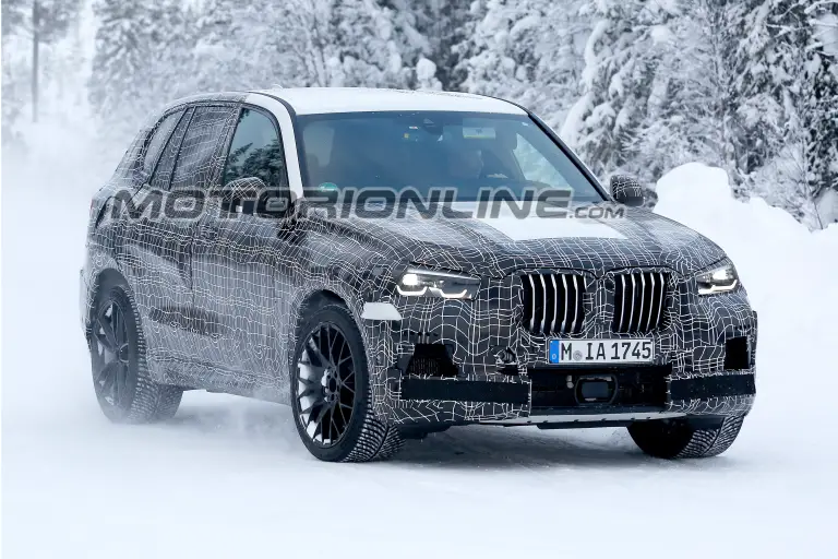 BMW X5 M MY 2019 foto spia 6 febbraio 2018 - 3