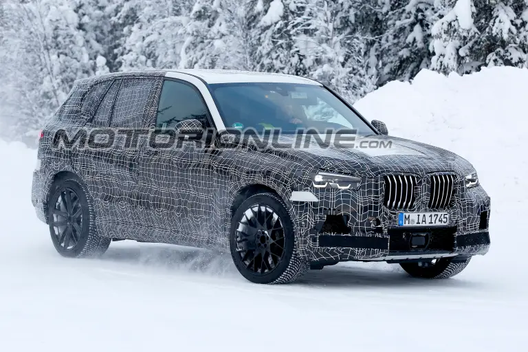 BMW X5 M MY 2019 foto spia 6 febbraio 2018 - 4