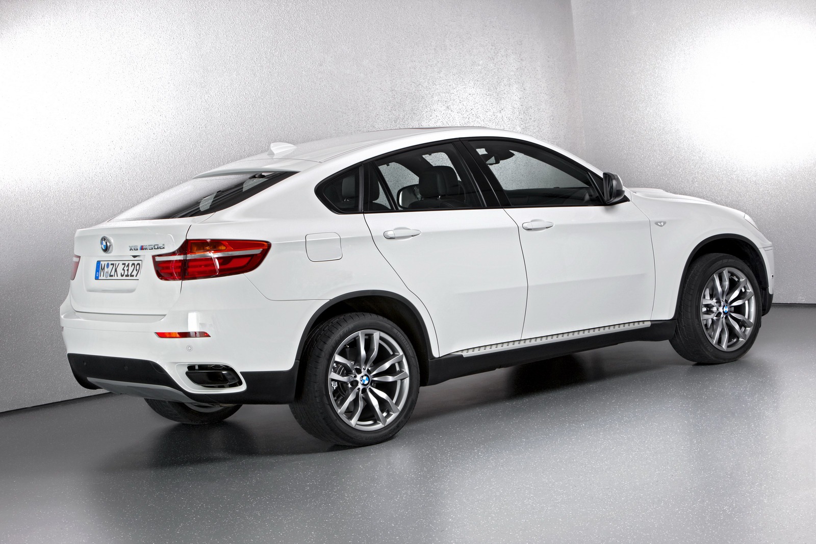 BMW X5 M50d BMW X6 M50d
