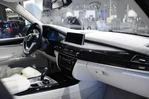 BMW X5 xDrive40e - Salone di Shanghai 2015 - 19
