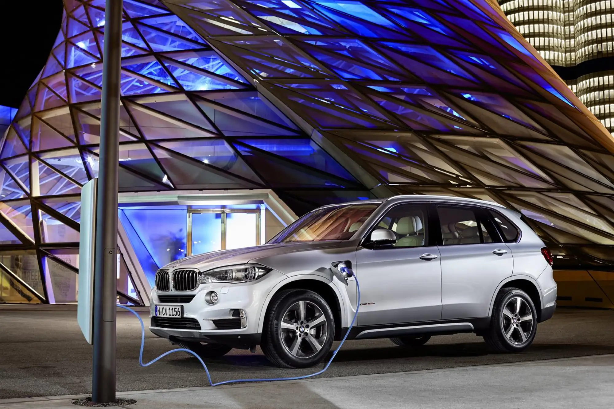 BMW X5 xDrive40e - 21