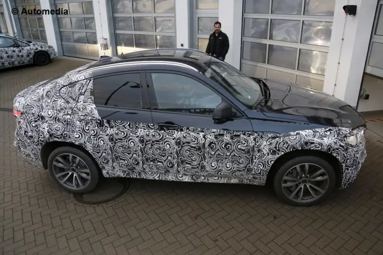 BMW X6 2015 - Foto spia 23-10-2013 - 8