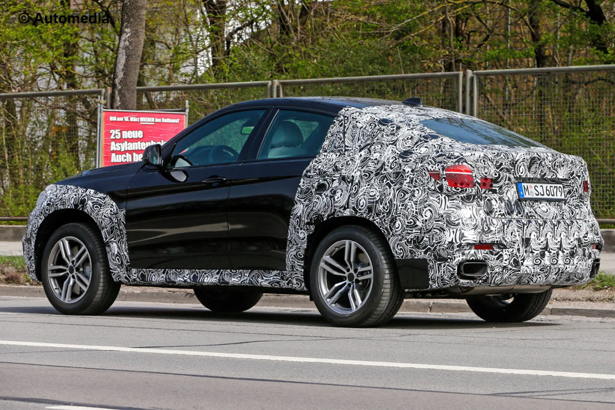 BMW X6 2015 - Foto spia 29-04-2014 - 4