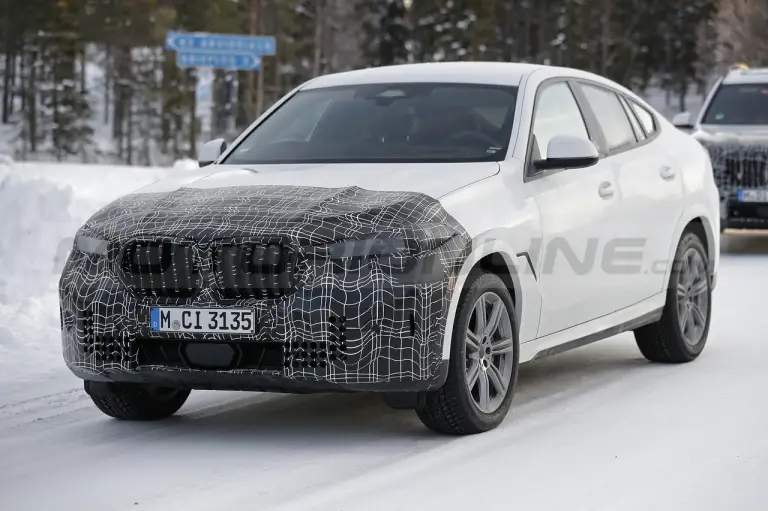 BMW X6 2023 - Foto Spia 24-02-2022 - 22
