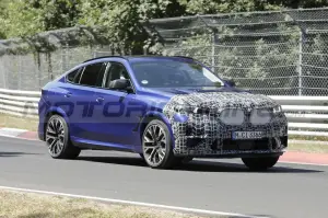 BMW X6 M 2023 - Foto Spia 25-08-2022 - 7
