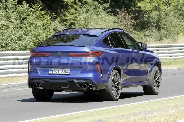 BMW X6 M 2023 - Foto Spia 25-08-2022 - 5