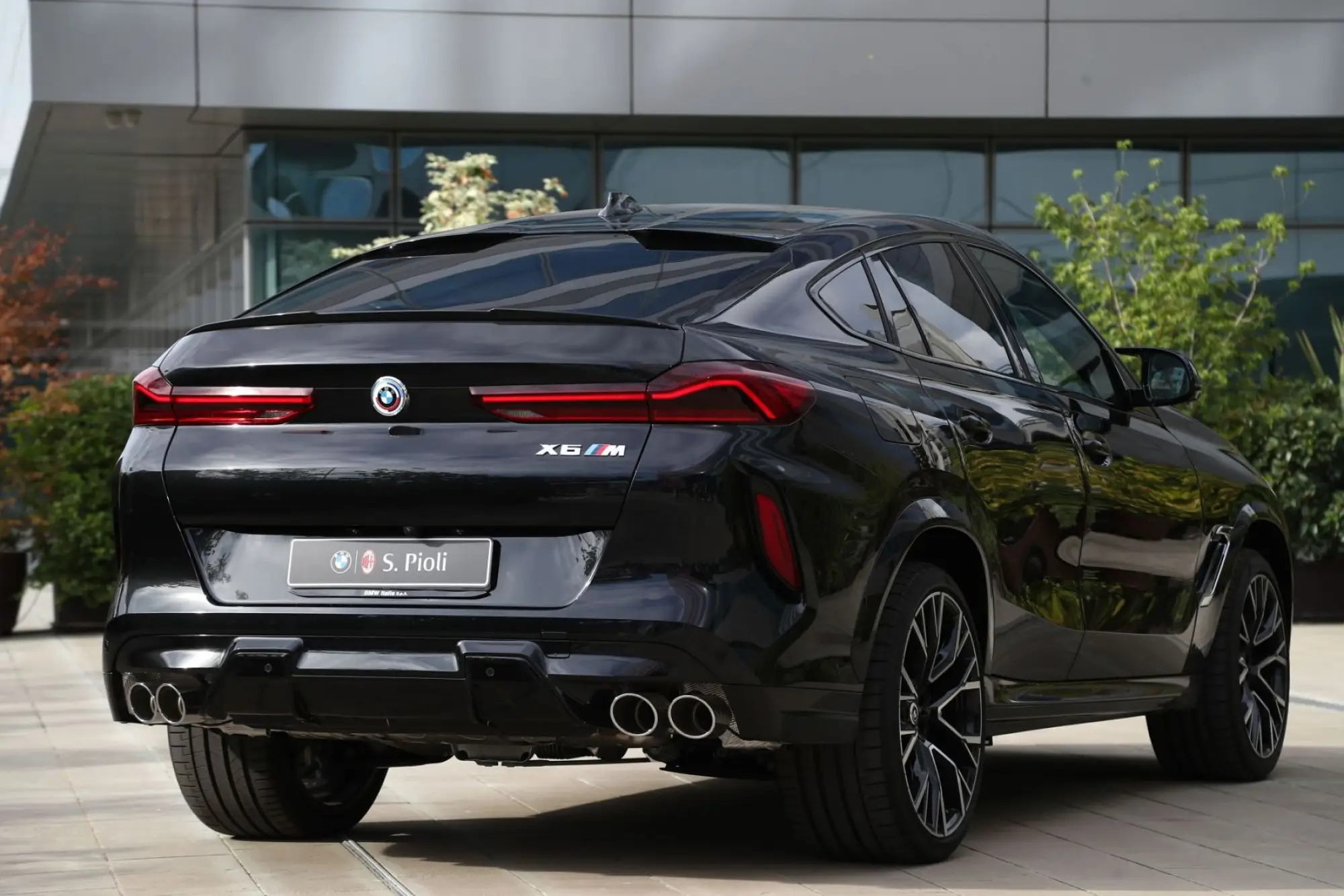 BMW X6 M - Stefano Pioli  - 1