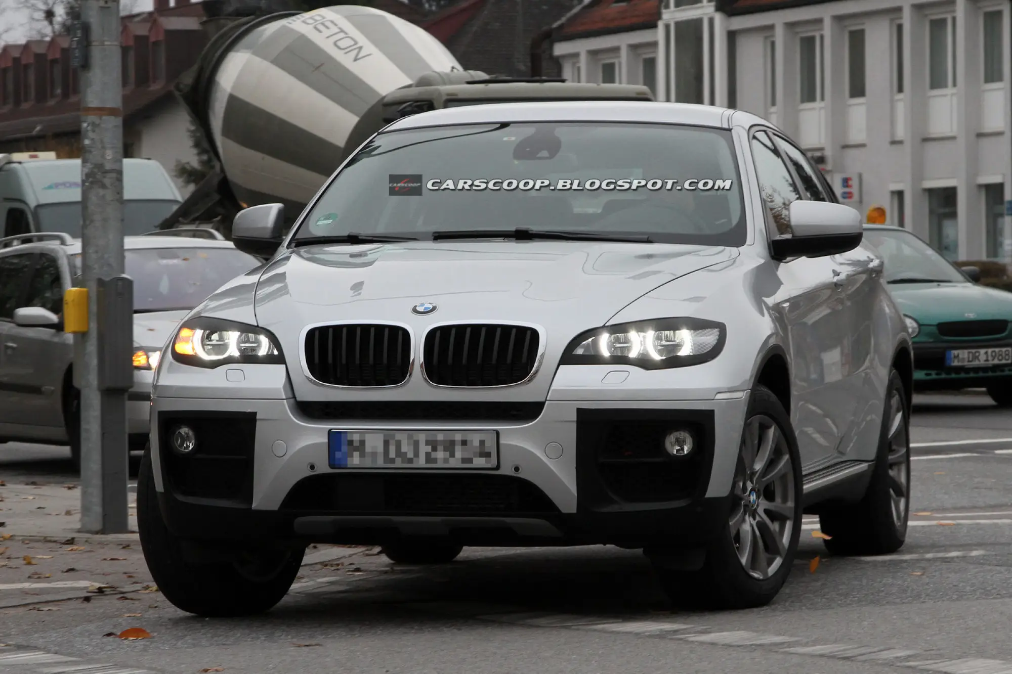 BMW X6 rest foto spia - 2