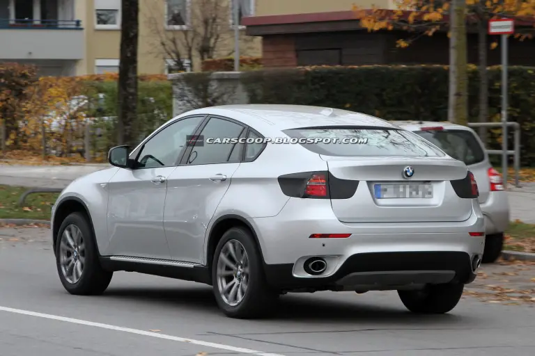 BMW X6 rest foto spia - 5