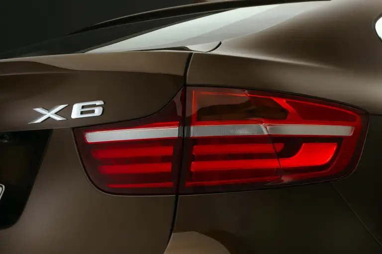 BMW X6 restyling 2012 - 16