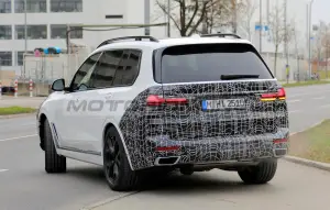  BMW X7 2021 - Foto spia 27-11-2020 - 13