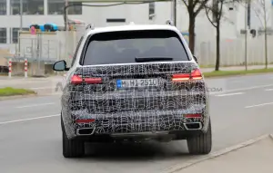  BMW X7 2021 - Foto spia 27-11-2020 - 14