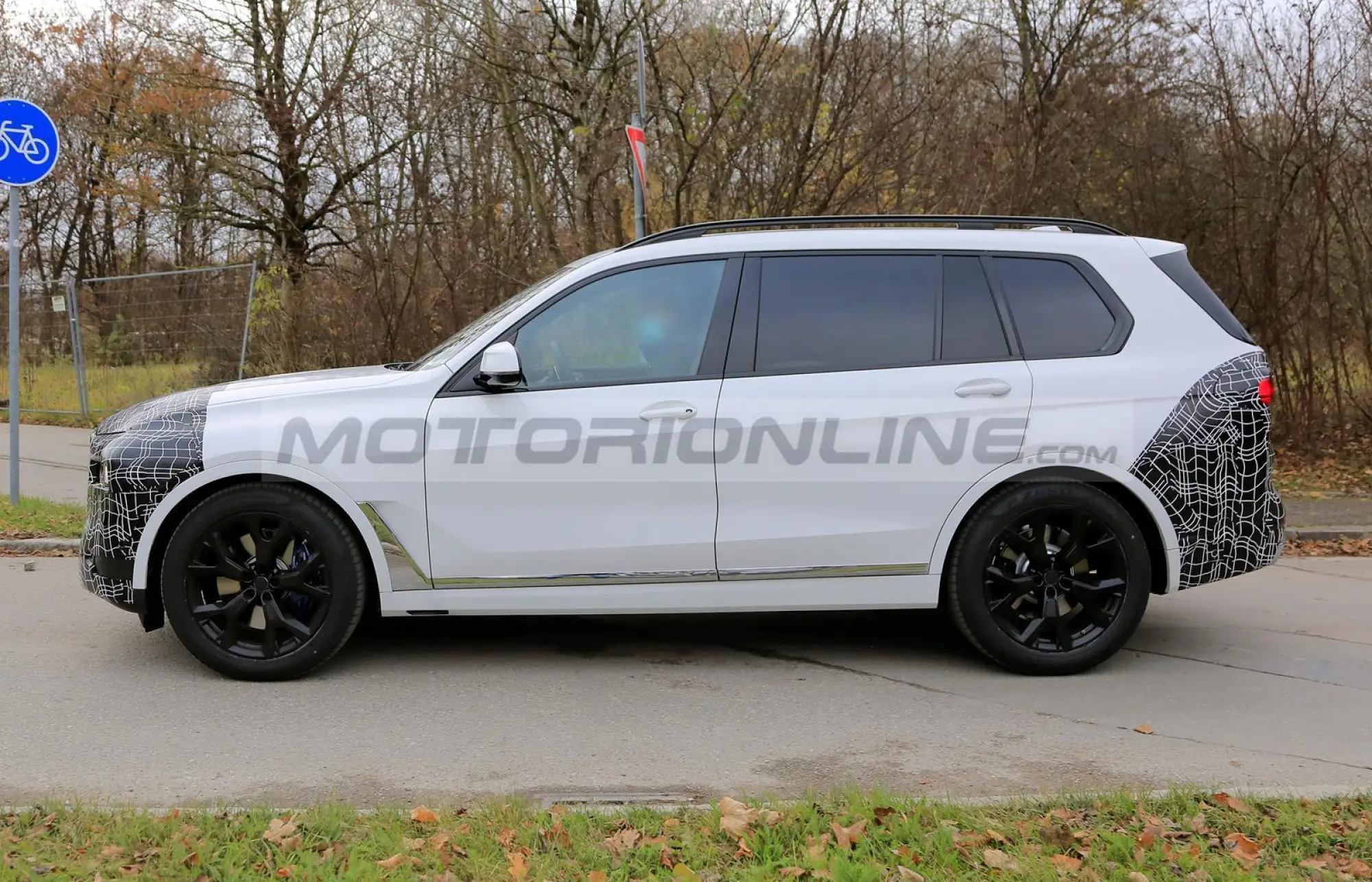  BMW X7 2021 - Foto spia 27-11-2020 - 7
