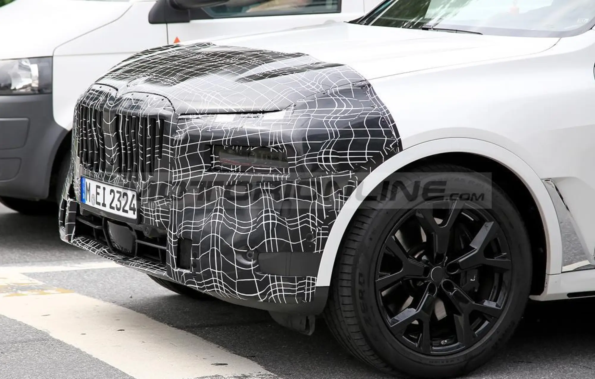 BMW X7 2022 - Foto spia 22-07-2021 - 7