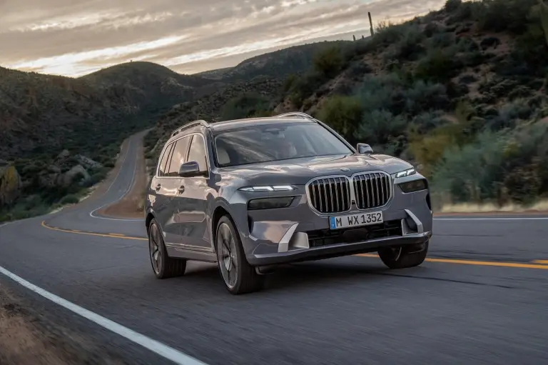 BMW X7 2023 - Foto - 120