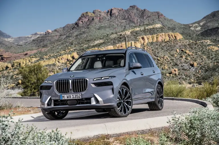 BMW X7 2023 - Foto - 117