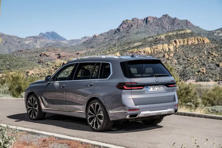 BMW X7 2023 - Foto - 121