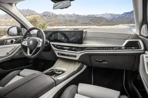 BMW X7 2023 - Foto - 144