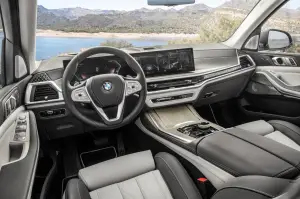 BMW X7 2023 - Foto - 141