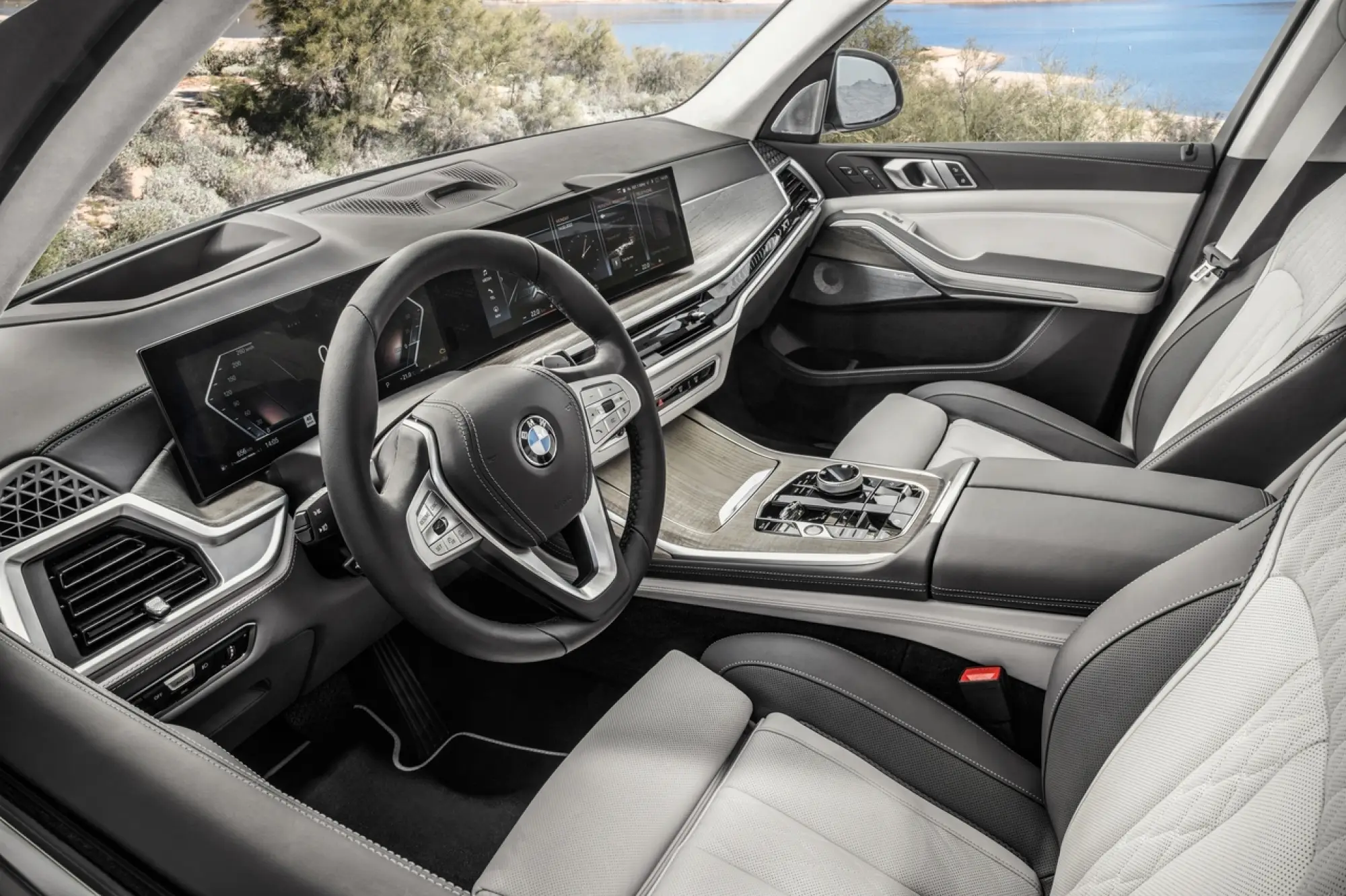 BMW X7 2023 - Foto - 146