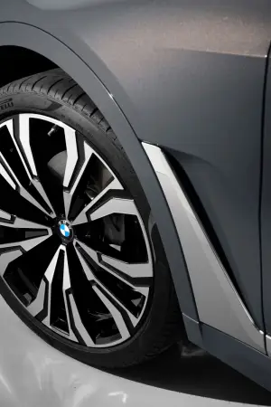 BMW X7 2023 - Foto - 21