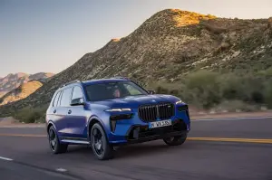 BMW X7 2023 - Foto - 43